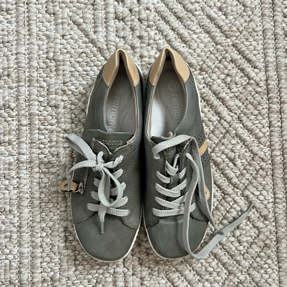 Remonte Womens Grey Leather Side Zip Lace Up Sneakers D0900-54